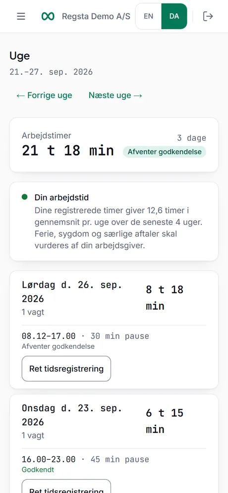 En medarbejders ugevisning på en telefon for 21.-27. sep. 2026: 21 t 18 min arbejdet på 3 dage, afventer godkendelse, med hver dags tider, pause, status og knappen Ret tidsregistrering.